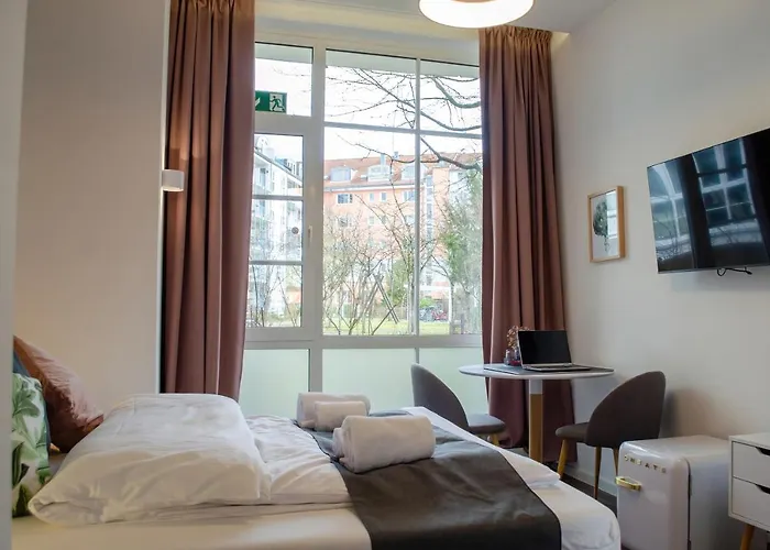 Homely Stay Studio 8 - Relaxed Self-Check-In Room In Munich